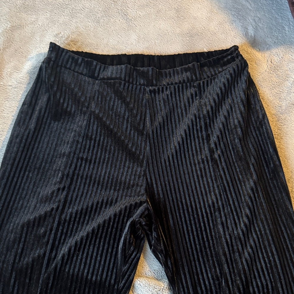 Black Ribbed Velvet Wide-Leg Pants